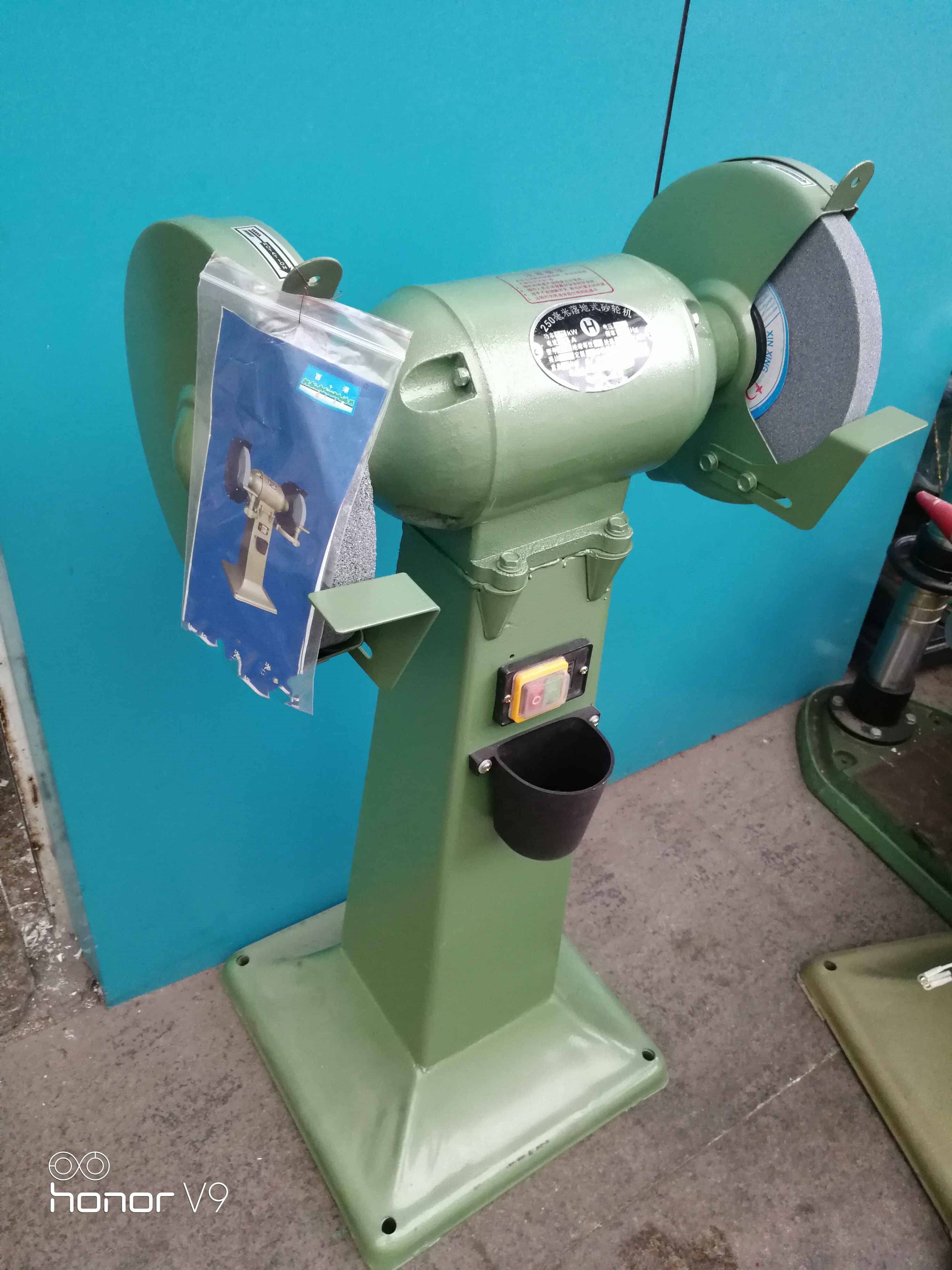 落地式砂轮机UP822-M3025