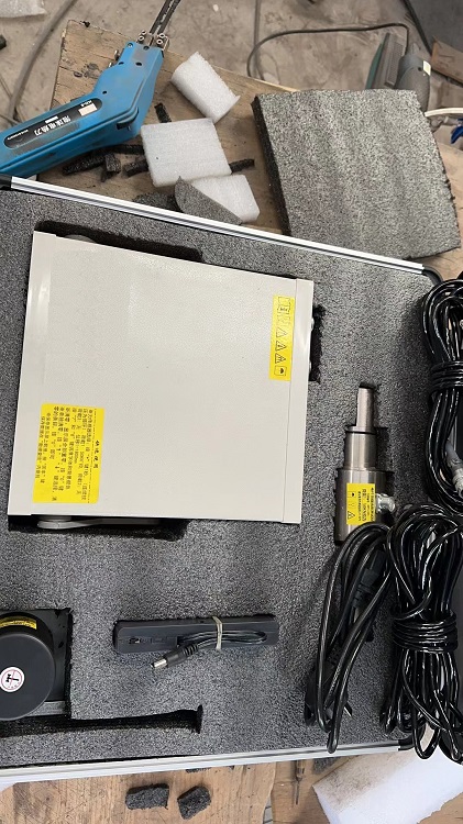 电杆荷载位移测试仪（50KN拉力，1800mm挠度，A点30mm、B点30mm）（中西器材）M161815
