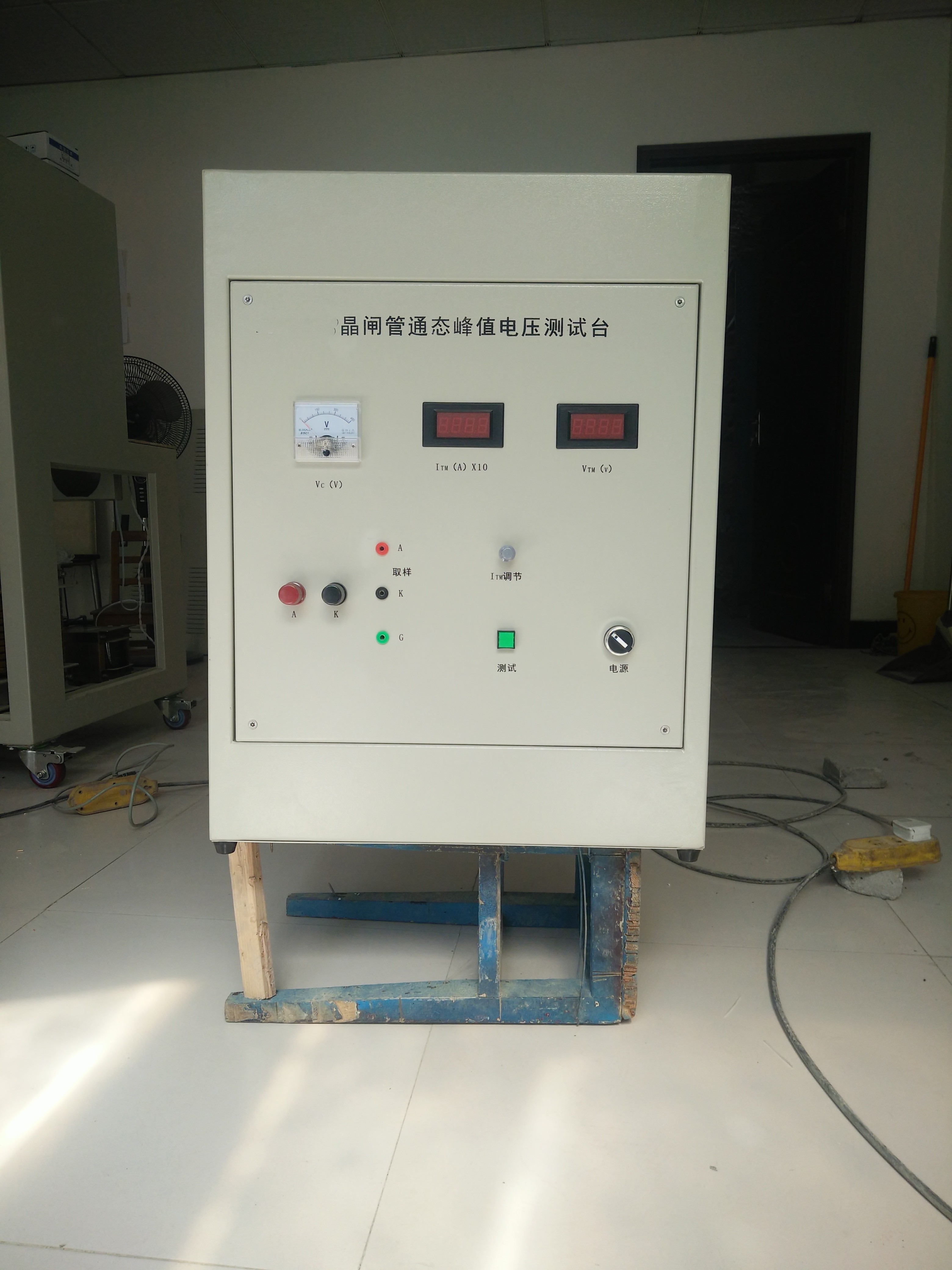 晶闸管、整流二极管通态峰值电压测试台4500AM389846