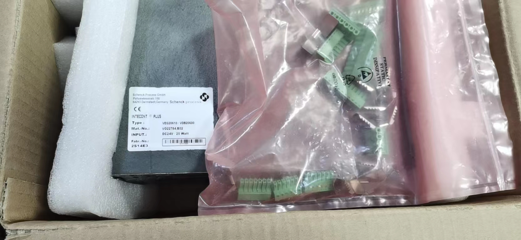 德国SCHENCK称重控制仪表(VEG20611/VDB20600已经停产,目前此款型号加一个通讯模块就可以替代它,含通讯模块)VEG20610/VDB20600