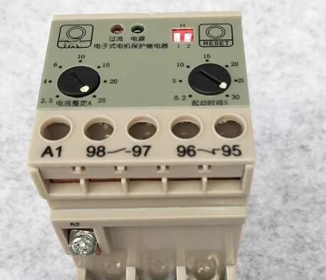 柜內(nèi)型電子式 電機(jī)保護(hù)繼電器XU877-JYB-75A