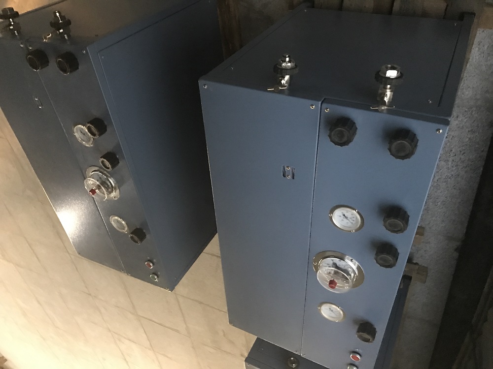 氧气充填泵()ZG22-AE102A