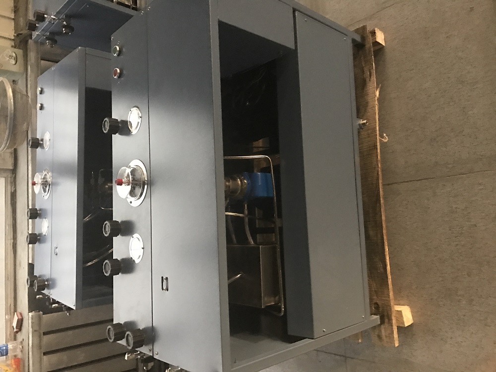 氧气充填泵ZG22-AE102A